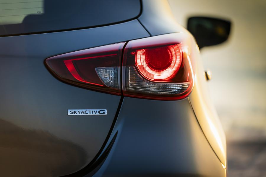 Детали экстерьера Mazda2 (DJ) 2020 года  (WW) (фото 68 из 103)